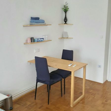 Roomserv Ljubljana Exterior foto